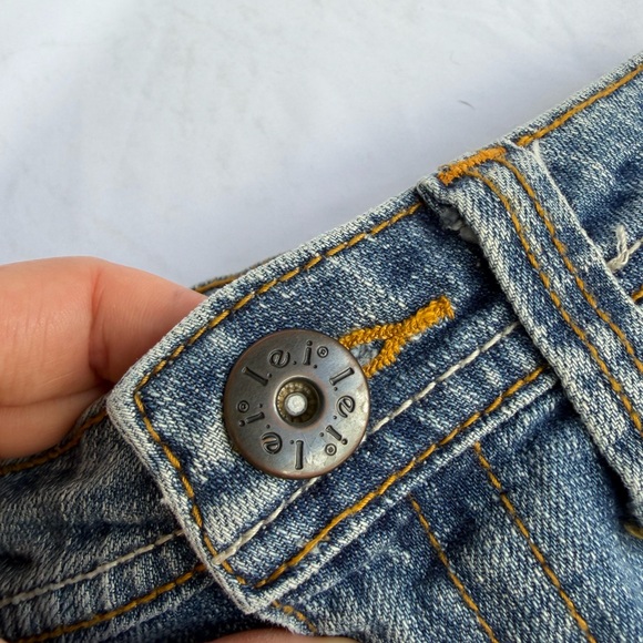 Vintage l.e.i Ashley Ultra Low Rise Denim Mini Skirt Size 0 Y2K - Picture 4 of 12